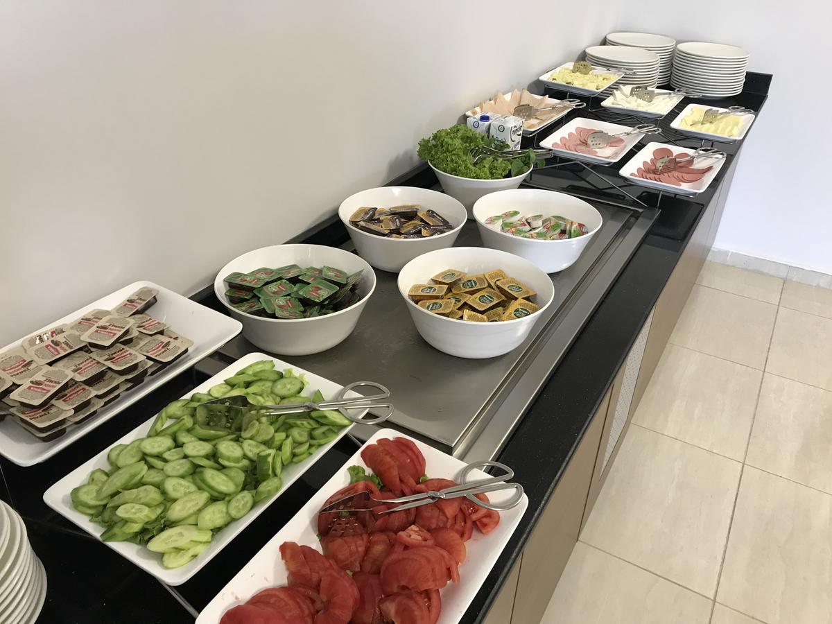 Familya Otel Erbaa Екстериор снимка